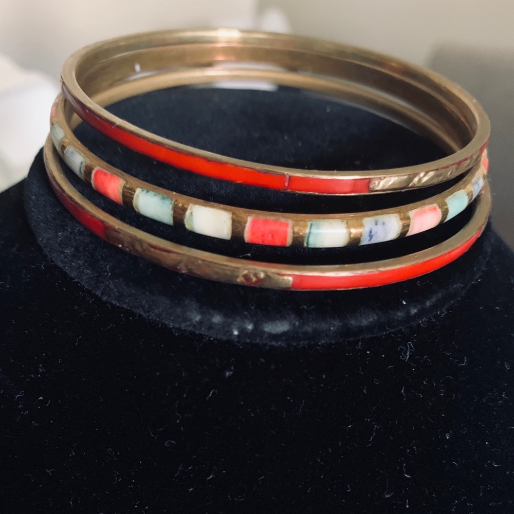 Bundle Of Bangle Vintage Look Design